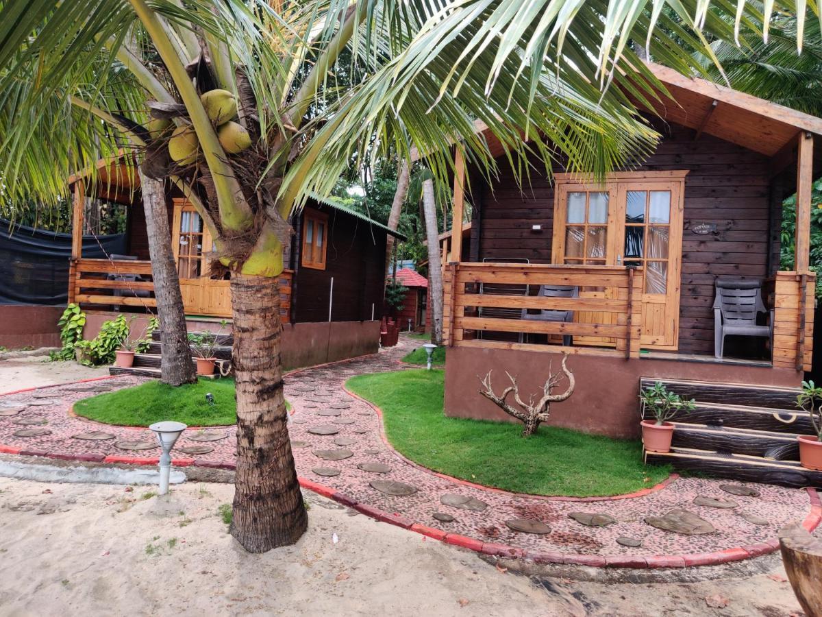 Breezywood Resort Mālvan Exterior foto